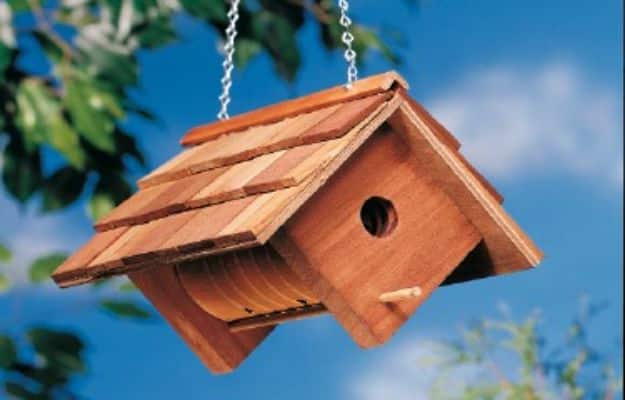 DIY Bird Houses - Cute DIY Birdhouse - Easy Bird House Ideas for Kids and Adult To Make - Free Plans and Tutorials for Wooden, Simple, Upcyle Designs, Recycle Plastic and Creative Ways To Make Rustic Outdoor Decor and a Home for the Birds - Fun Projects for Your Backyard This Summer 