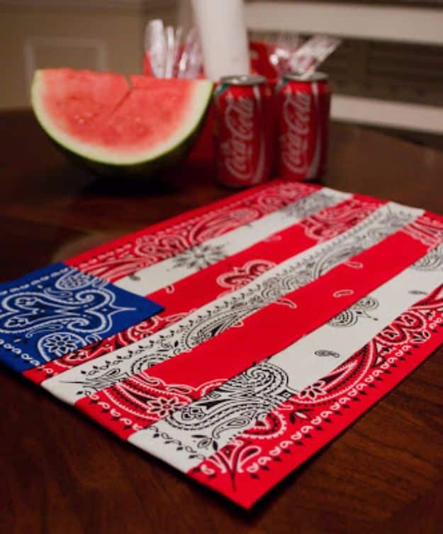 DIY Ideas With Bandanas - DIY Bandana Placemats - Bandana Crafts and Decor Projects Made With A Bandana - No Sew Ideas, Bags, Bracelets, Hats, Halter Tops, Blankets and Quilts, Headbands, Simple Craft Project Tutorials for Kids and Teens - Home Decoration and Country Themed Crafts To Make and Sell On Etsy #crafts #country #diy