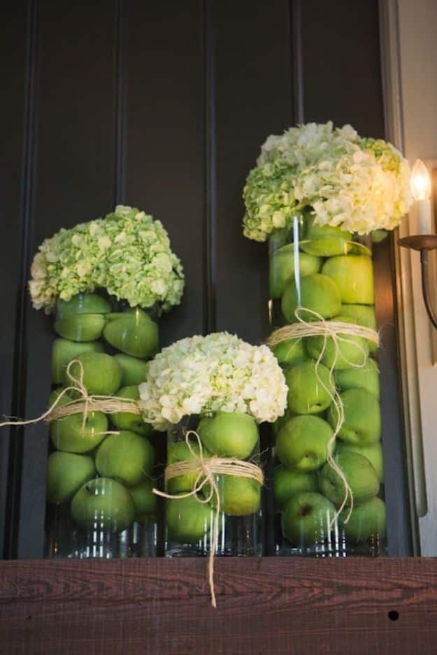Best Dinner Party Ideas - Dinner Party Decor - Best Recipes for Foods to Serve, Casseroles, Finger Foods, Desserts and Appetizers- Place Settings and Cards, Centerpieces, Table Decor and Recipe Ideas for Supper Clubs and Dinner Parties http://diyjoy.com/best-dinner-party-ideas