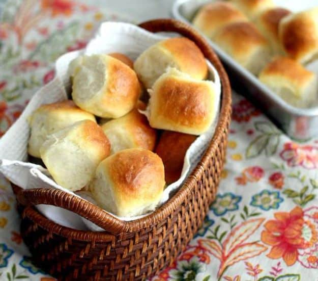 Best Dinner Party Ideas - Light And Buttery Dinner Rolls - Best Recipes for Foods to Serve, Casseroles, Finger Foods, Desserts and Appetizers- Place Settings and Cards, Centerpieces, Table Decor and Recipe Ideas for Supper Clubs and Dinner Parties http://diyjoy.com/best-dinner-party-ideas