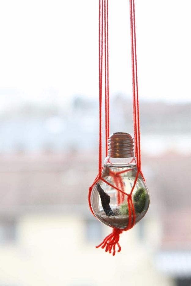 Macrame Crafts - Light Bulb Aquarium - DIY Ideas and Easy Macrame Projects for Home Decor, Gifts and Wall Art - Cool Bracelets, Plant Holders, Beautiful Dream Catchers, Things To Make and Sell on Etsy, How To Make Knots for Your Macrame Craft Projects, Fun Ideas Even Kids and Teens Can Make #macrame #crafts #diyideas