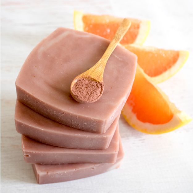 DIY Soap Recipes - Natural Pink Grapefruit and Clay Soap - Melt and Pour, Homemade Recipe Without Lye - Natural Soap crafts for Kids - Shea Butter, Essential Oils, Easy Ides With 3 Ingredients - soap recipes with step by step tutorials #soap #diygifts