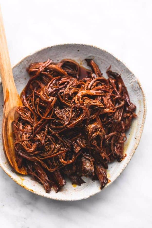 Best Barbecue Recipes - Slow Cooker Honey BBQ Beef Brisket - Easy BBQ Recipe Ideas for Lunch, Dinner and Quick Party Appetizers - Grilled and Smoked Foods, Chicken, Beef and Meat, Fish and Vegetable Ideas for Grilling - Sauces and Rubs, Seasonings and Favorite Bar BBQ Tips #bbq #bbqrecipes #grilling