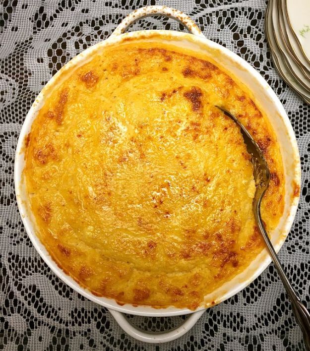 Best Brunch Recipes - Southern Cheese Grits Casserole - Eggs, Pancakes, Waffles, Casseroles, Vegetable Dishes and Side, Potato Recipe Ideas for Brunches - Serve A Crowd and Family with the versions of Eggs Benedict, Mimosas, Muffins and Pastries, Desserts - Make Ahead , Slow Cooler and Healthy Casserole Recipes #brunch #breakfast #recipes