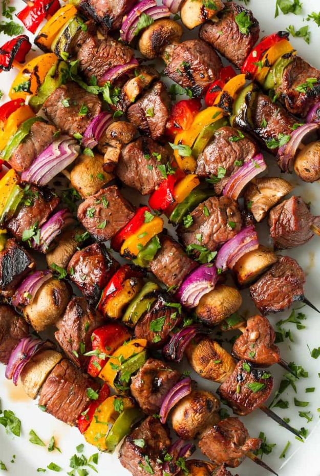 Best Barbecue Recipes - Steak Kebabs - Easy BBQ Recipe Ideas for Lunch, Dinner and Quick Party Appetizers - Grilled and Smoked Foods, Chicken, Beef and Meat, Fish and Vegetable Ideas for Grilling - Sauces and Rubs, Seasonings and Favorite Bar BBQ Tips #bbq #bbqrecipes #grilling