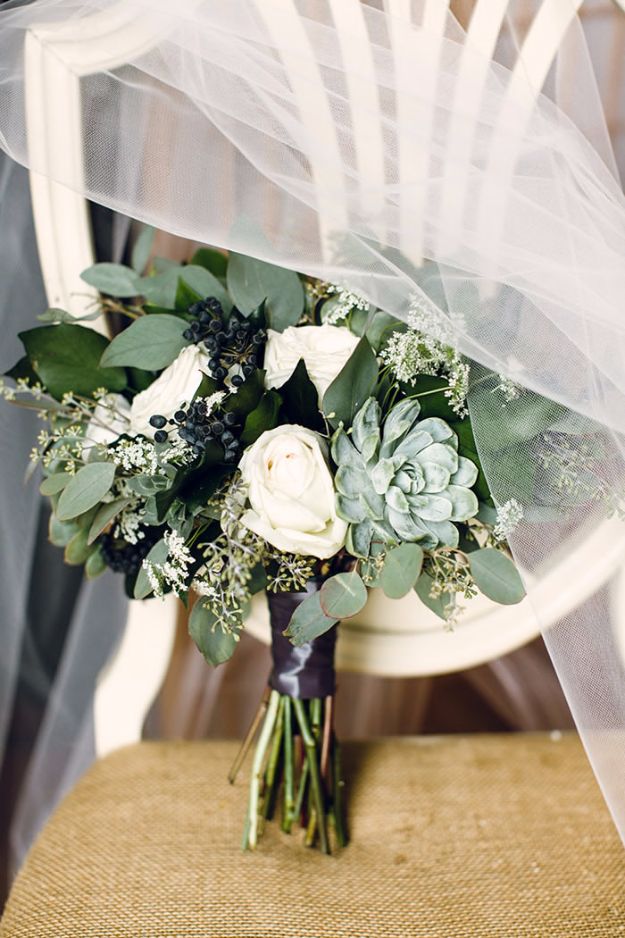 DIY Flowers for Weddings - Succulent Bouquet - Centerpieces, Bouquets, Arrangements for Wedding Ceremony - Aisle Ideas, Rustic Bouquet Projects - Paper, Cheap, Fake Floral, Silk Flower Centerpiece To Make For Brides on A Budget - Decor for Spring, Summer, Winter and Fall http://diyjoy.com/diy-flowers-for-weddings