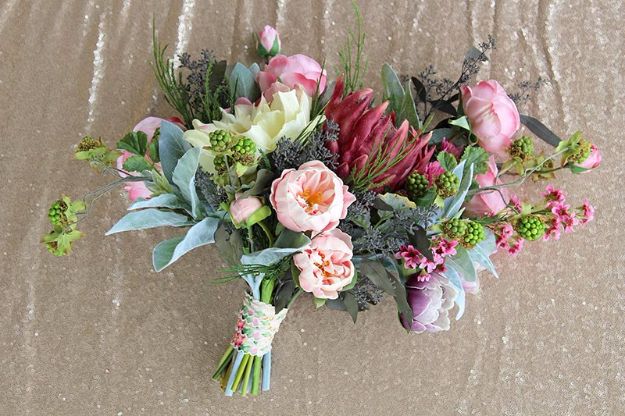 DIY Flowers for Weddings - Vintage Glam Bouquet - Centerpieces, Bouquets, Arrangements for Wedding Ceremony - Aisle Ideas, Rustic Bouquet Projects - Paper, Cheap, Fake Floral, Silk Flower Centerpiece To Make For Brides on A Budget - Decor for Spring, Summer, Winter and Fall http://diyjoy.com/diy-flowers-for-weddings