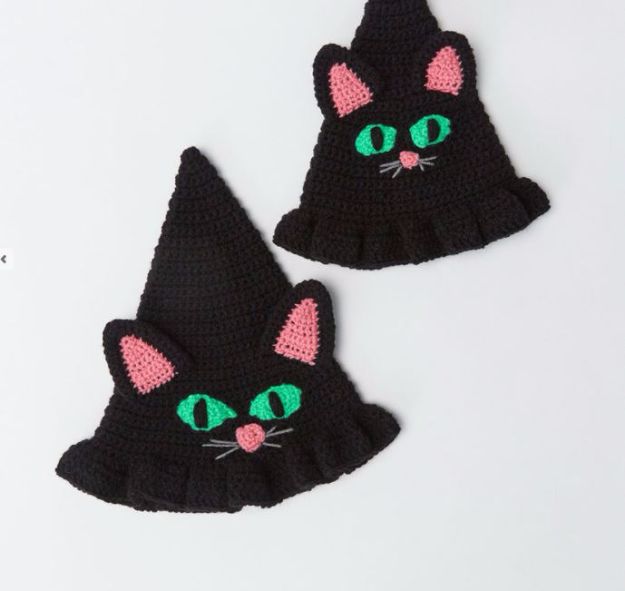 DIY Ideas With Cats - Witchy Cat Hat - Cute and Easy DIY Projects for Cat Lovers - Wall and Home Decor Projects, Things To Make and Sell on Etsy - Quick Gifts to Make for Friends Who Have Kittens and Kitties - Homemade No Sew Projects- Fun Jewelry, Cool Clothes, Pillows and Kitty Accessories 