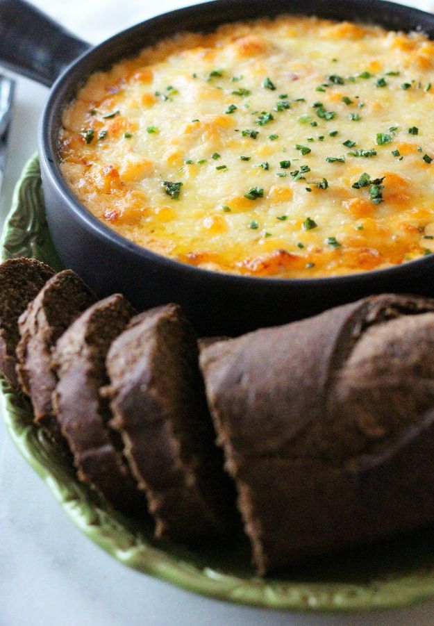 St Patrick's Day Food and Recipe Ideas - Classic Reuben Dip - DIY St. Patrick's Day Party Recipes for Dinner, Desserts, Cookies, Cakes, Snacks, Dips and Drinks - Green Shamrocks, Leprechauns and Cute Party Foods - Easy Appetizers and Healthy Treats for Adults and Kids To Make - Potluck, Crockpot, Traditional and Corned Beef http://diyjoy.com/st-patricks-day-recipes