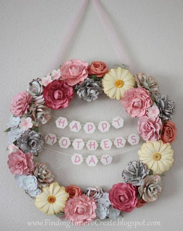 Best Mothers Day Ideas - Floral Wreath With Paper Flowers - Easy and Cute DIY Projects to Make for Mom - Cool Gifts and Homemade Cards, Gift in A Jar Ideas - Cheap Things You Can Make for Your Mother http://diyjoy.com/diy-mothers-day-ideas
