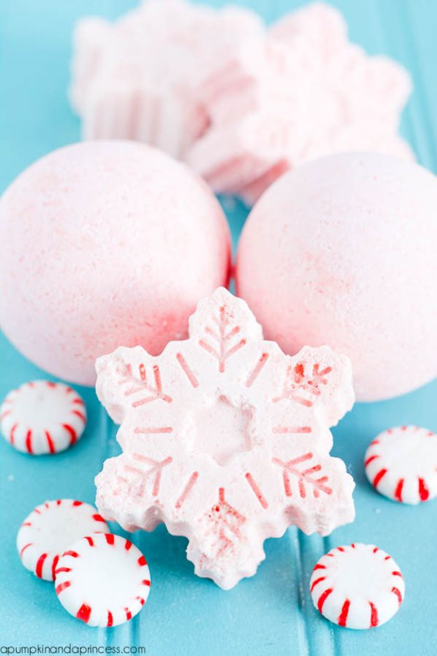 DIY Essential Oil Recipes and Ideas - Handmade Peppermint Bath Bombs - Cool Recipes, Crafts and Home Decor to Make With Essential Oil - Diffuser Projects, Roll On Prodicts for Skin - Recipe Tutorials for Cleaning, Colds, For Sleep, For Hair, For Paint, For Weight Loss #crafts #diy #essentialoils
