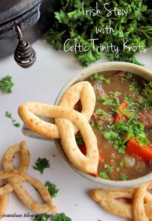 St Patrick's Day Food and Recipe Ideas - Irish Stew With Celtic Trinity Knots - DIY St. Patrick's Day Party Recipes for Dinner, Desserts, Cookies, Cakes, Snacks, Dips and Drinks - Green Shamrocks, Leprechauns and Cute Party Foods - Easy Appetizers and Healthy Treats for Adults and Kids To Make - Potluck, Crockpot, Traditional and Corned Beef http://diyjoy.com/st-patricks-day-recipes