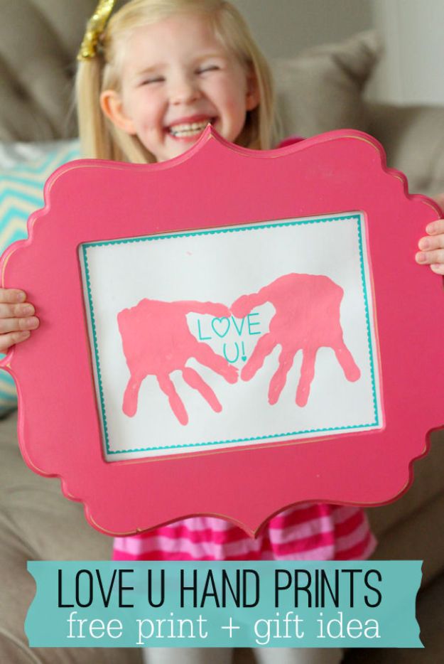 Best Mothers Day Ideas - Love U Hand Prints Gift - Easy and Cute DIY Projects to Make for Mom - Cool Gifts and Homemade Cards, Gift in A Jar Ideas - Cheap Things You Can Make for Your Mother http://diyjoy.com/diy-mothers-day-ideas