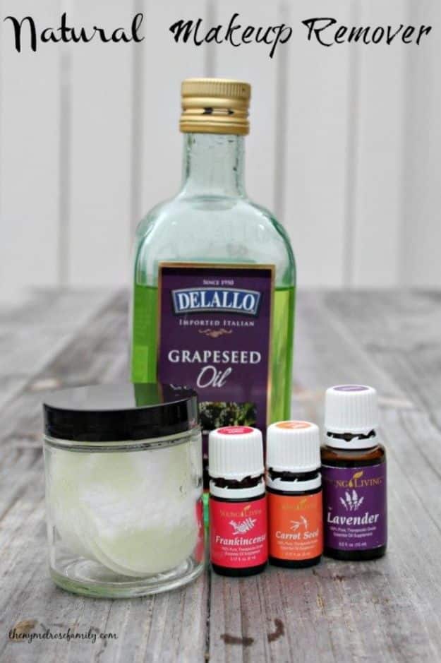 DIY Essential Oil Recipes and Ideas - Natural Makeup Remover - Cool Recipes, Crafts and Home Decor to Make With Essential Oil - Diffuser Projects, Roll On Prodicts for Skin - Recipe Tutorials for Cleaning, Colds, For Sleep, For Hair, For Paint, For Weight Loss #crafts #diy #essentialoils