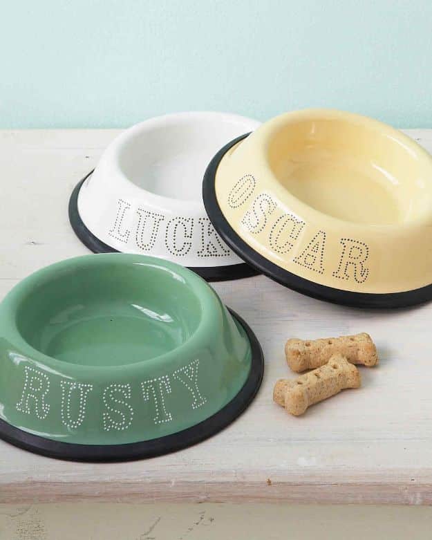 DIY Pet Bowls And Feeding Stations - Personalized Dot Painted Pet Bowls - Easy Ideas for Serving Dog and Cat Food, Ways to Raise and Store Bowls - Organize Your Dog Food and Water Bowl With These Cute and Creative Ideas for Dogs and Cats- Monogram, Painted, Personalized and Rustic Crafts and Projects http://diyjoy.com/diy-pet-bowls-feeding-station