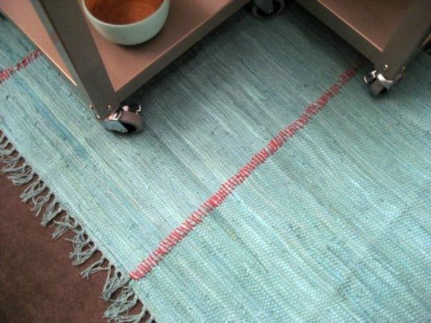 DIY Rugs - Sew Rugs Together - Ideas for An Easy Handmade Rug for Living Room, Bedroom, Kitchen Mat and Cheap Area Rugs You Can Make - Stencil Art Tutorial, Painting Tips, Fabric, Yarn, Old Denim Jeans, Rope, Tshirt, Pom Pom, Fur, Crochet, Woven and Outdoor Projects - Large and Small Carpet #diyrugs #diyhomedecor