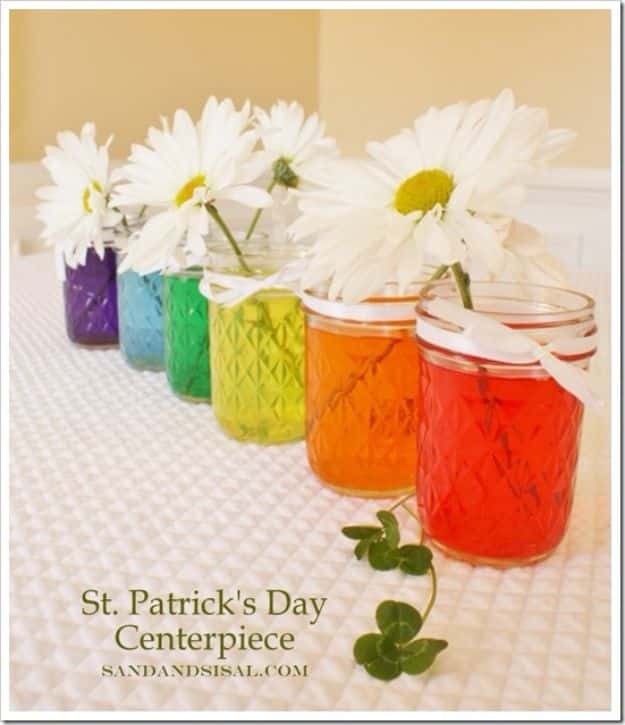 St Patricks Day Decor Ideas - St. Patrick’s Day Centerpiece - DIY St. Patrick's Day Party Decorations and Home Decor Crafts - Projects for Walls, Hanging Banners, Wreaths, Tabletop Centerpieces and Party Favors - Green Shamrocks, Leprechauns and Cute and Easy Do It Yourself Decor For Parties - Cheap Dollar Store Ideas for Those On A Budget http://diyjoy.com/diy-st-patricks-day-decor