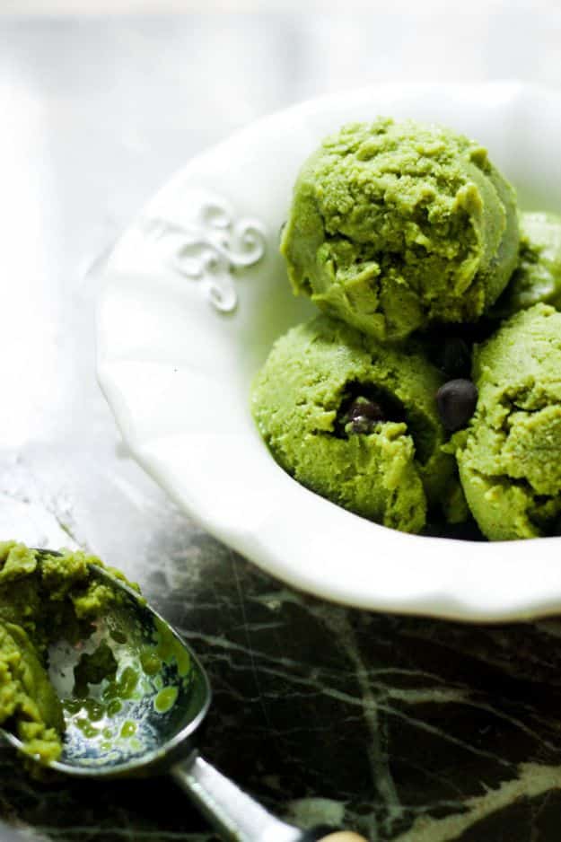 Best Summer Snacks and Snack Recipes - 3-Ingredient Matcha Ice Cream - Quick And Easy Snack Ideas for After Workout, School, Work - Mid Day Treats, Best Small Desserts, Simple and Fast Things To Make In Minutes - Healthy Snacking Foods Made With Vegetables, Cheese, Yogurt, Fruit and Gluten Free Options - Kids Love Making These Sweets, Popsicles, Drinks, Smoothies and Fun Foods - Refreshing and Cool Options for Eating Otuside on a Hot Day   #summer #snacks #snackrecipes #appetizers