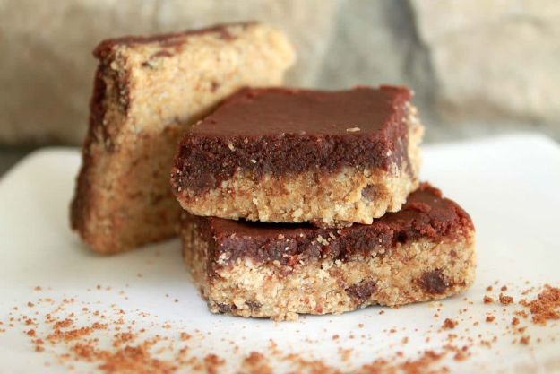 Low Sugar Dessert Recipes - Brookie Bars - Healthy Desserts and Ideas for Healthy Sweets Without Much Sugar - Raw Foods and Easy Clean Eating Dessert Tips, Keto Diet Snacks - Chocolate, Gluten Free, Cakes, Fruit Dips, No Bake, Stevia and Sweetener Options - Diabetic Diets and Diabetes Recipe Ideas for Desserts #recipes #recipeideas #lowsugar #nosugar #lowcalorie #diyjoy #dessertrecipes #lowsugar #dietrecipes