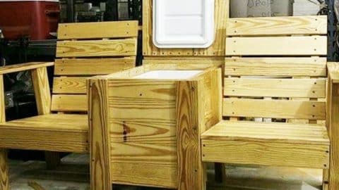 DIY Patio Furniture Ideas - DIY Double Chair Bench - Cheap Do It Yourself Porch and Easy Backyard Furniture, Rocking Chairs, Swings, Benches, Stools and Seating Tutorials - Dining Tables from Pallets, Cinder Blocks and Upcyle Ideas - Sectional Couch Plans With Cushions - Makeover Tips for Existing Furniture #diyideas #outdoors #diy #backyardideas #diyfurniture #patio #diyjoy http://diyjoy.com/diy-patio-furniture-ideas