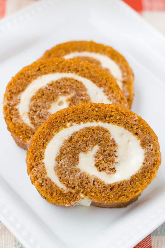 Gluten Free Desserts - Gluten Free Pumpkin Roll - Easy Recipes and Healthy Recipe Ideas for Cookies, Cake, Pie, Cupcakes, Cheesecake and Ice Cream - Best No Sugar Glutenfree Chocolate, No Bake Dessert, Fruit, Peach, Apple and Banana Dishes - Flourless Christmas, Thanksgiving and Holiday Dishes #glutenfree #desserts #recipes