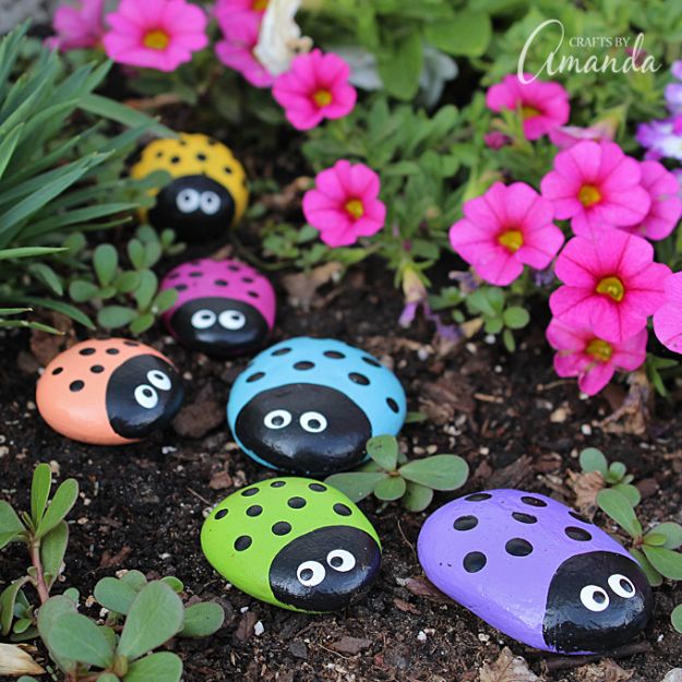 Crafts for Girls - Ladybug Painted Rocks - Cute Crafts for Young Girls, Toddlers and School Children - Fun Paints to Make, Arts and Craft Ideas, Wall Art Projects, Colorful Alphabet and Glue Crafts, String Art, Painting Lessons, Cheap Project Tutorials and Inexpensive Things for Kids to Make at Home - Cute Room Decor and DIY Gifts #girlsgifts #girlscrafts #craftideas #girls