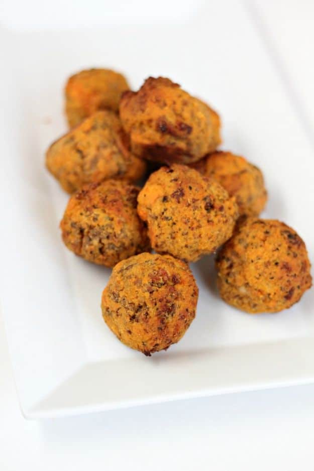 Gluten Free Appetizers - Paleo Sausage Balls - Easy Flourless and Glutenfree Snacks, Wraps, Finger Foods and Snack Recipes - Recipe Ideas for Gluten Free Diets #glutenfree 