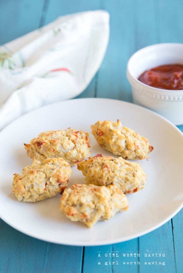 Gluten Free Appetizers - Pepperoni Pizza Tater Tots - Easy Flourless and Glutenfree Snacks, Wraps, Finger Foods and Snack Recipes - Recipe Ideas for Gluten Free Diets #glutenfree 