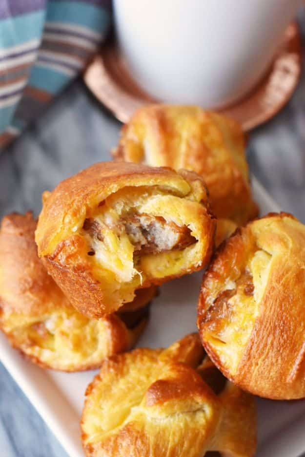 Best Recipes To Teach Your Kids To Cook - Sausage, Egg and Cheese Breakfast Bombs - Easy Ideas To Show Children How to Prepare Food - Kid Friendly Recipes That Boys and Girls Can Make Themselves - No Bake, 5 Minute Foods, Healthy Snacks, Salads, Dips, Roll Ups, Vegetables and Simple Desserts - Recipes To Learn How To Make Fun Food http://diyjoy.com/best-recipes-teach-kids-to-cook