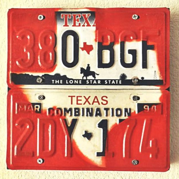 DIY Ideas For Everyone Who Loves Texas - Texas License Plate Wall Art - Cute Lone Star State Crafts In The Shape of Texas - Best Texan Quotes, Sayings and Signs for Your Porch and Home - Easy Texas Themed Decorating Ideas - Country Crafts, Rustic Home Decor, String Art and Map Projects Shaped Like Texas - Decor for Living Room, Bedroom, Bathroom, Kitchen and Yard http://diyjoy.com/diy-ideas-Texas