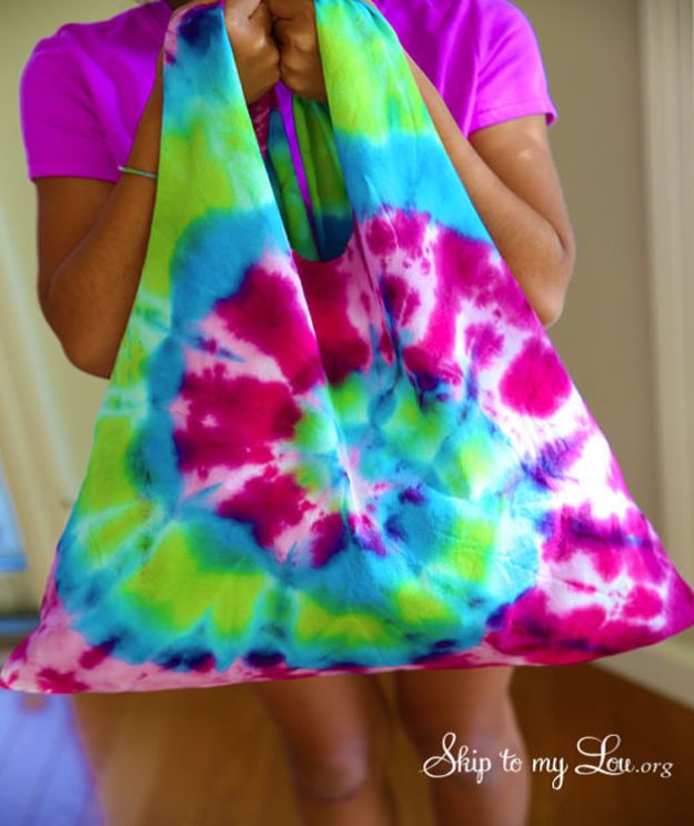 Crafts for Boys - Tie Dye T-shirt Bag - Cute Crafts for Young Boys, Toddlers and School Children - Fun Paints to Make, Arts and Craft Ideas, Wall Art Projects, Colorful Alphabet and Glue Crafts, String Art, Painting Lessons, Cheap Project Tutorials and Inexpensive Things for Kids to Make at Home - Cute Room Decor and DIY Gifts to Make for Mom and Dad #diyideas #kidscrafts #craftsforboys