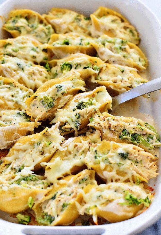 Easy Recipes For Rotisserie Chicken - Chicken & Broccoli Alfredo Stuffed Shells - Healthy Recipe Ideas for Leftovers - Comfort Foods With Chicken - Low Carb and Gluten Free, Crock Pot Meals,#easyrecipes #dinnerideas #recipes