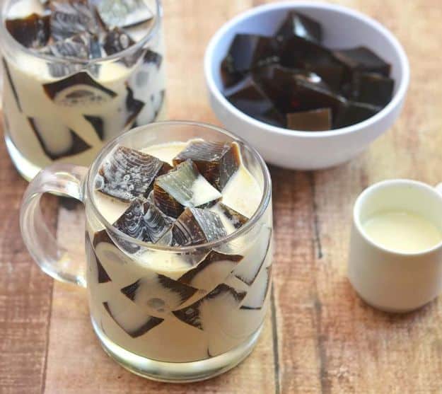 Coffee Drink Recipes - Coffee Jelly - Easy Drinks and Coffees To Make At Home - Frozen, Iced, Cold Brew and Hot Coffee Recipe Ideas - Sugar Free, Low Fat and Blended Drinks - Mocha, Frappucino, Caramel, Chocolate, Latte and Americano - Flavored Coffee, Liqueur and After Dinner Drinks With Alcohol, Dessert Ideas for Parties #coffeedrinks #coffeerecipes #coffee #drinkrecipes