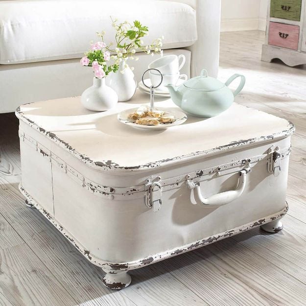 All White DIY Room Decor - Large White Trunk Coffee Table - Creative Home Decor Ideas for the Bedroom and Living Room, Kitchen and Bathroom - Do It Yourself Crafts and White Wall Art, Bedding, Curtains, Lamps, Lighting, Rugs and Accessories - Easy Room Decoration Ideas for Modern, Vintage Farmhouse and Minimalist Furnishings - Furniture, Wall Art and DIY Projects With Step by Step Tutorials and Instructions #diydecor
