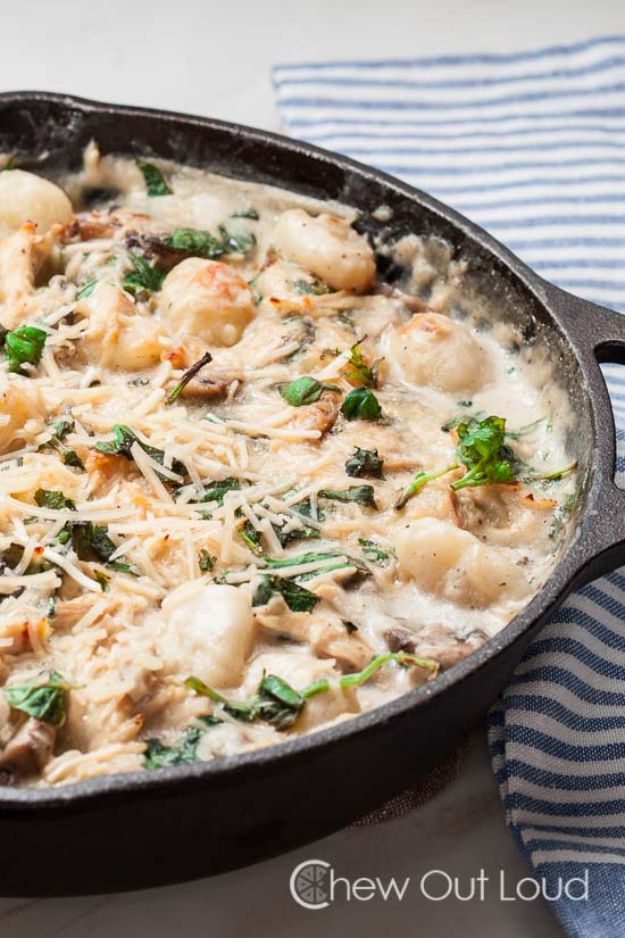 Easy Recipes For Rotisserie Chicken - One Pot Gnocchi with Spinach and Chicken - Healthy Recipe Ideas for Leftovers - Comfort Foods With Chicken - Low Carb and Gluten Free, Crock Pot Meals,#easyrecipes #dinnerideas #recipes