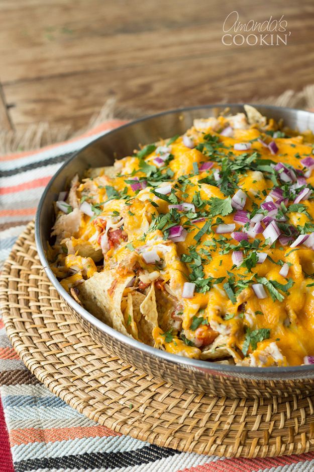 Easy Recipes For Rotisserie Chicken - Rotisserie Chicken Nachos - Healthy Recipe Ideas for Leftovers - Comfort Foods With Chicken - Low Carb and Gluten Free, Crock Pot Meals,#easyrecipes #dinnerideas #recipes