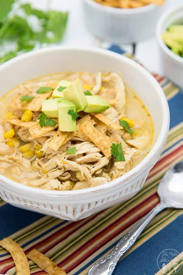Easy Recipes For Rotisserie Chicken - White Chicken Chili - Healthy Recipe Ideas for Leftovers - Comfort Foods With Chicken - Low Carb and Gluten Free, Crock Pot Meals,#easyrecipes #dinnerideas #recipes