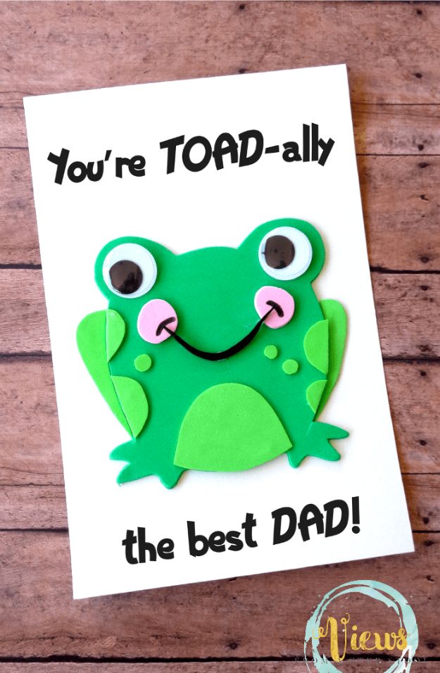 Best DIY Fathers Day Cards - Toad-ally Awesome Handmade Father's Day Card - Easy Card Projects to Make for Dad - Cute and Quick Things To Make For Your Father - Paper, Cardboard, Gift Card, Cool Ideas for Kids and Teens To Make - Funny, Thoughtful, Homemade Cards for Him 