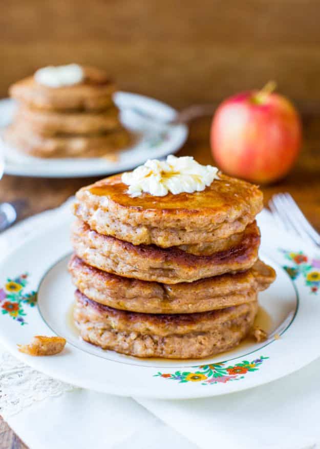 Best Pancake Recipes - Apple Pie Pancakes with Vanilla Maple Syrup - Homemade Pancakes With Banana, Berries, Fruit and Maple Syrup - How To Make Pancake Mix at Home - Gluten Free, Low Fat and Healthy Recipes - Breakfast and Brunch Recipe Ideas - Silver Dollar, Buttermilk, Make Ahead and Quick Versions With Strawberries and Blueberries #pancakes #pancakerecipes #recipeideas #breakfast #breakfastrecipes http://diyjoy.com/pancake-recipes