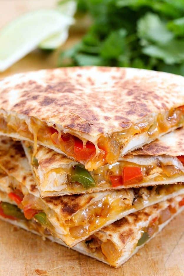 Best Mexican Food Recipes - Chicken Fajita Quesadilla - Authentic Mexican Foods and Recipe Ideas for Casseroles, Quesadillas, Tacos, Appetizers, Tamales, Enchiladas, Crockpot, Chicken, Beef and Healthy Foods - Desserts and  dessert#recipes #mexican
