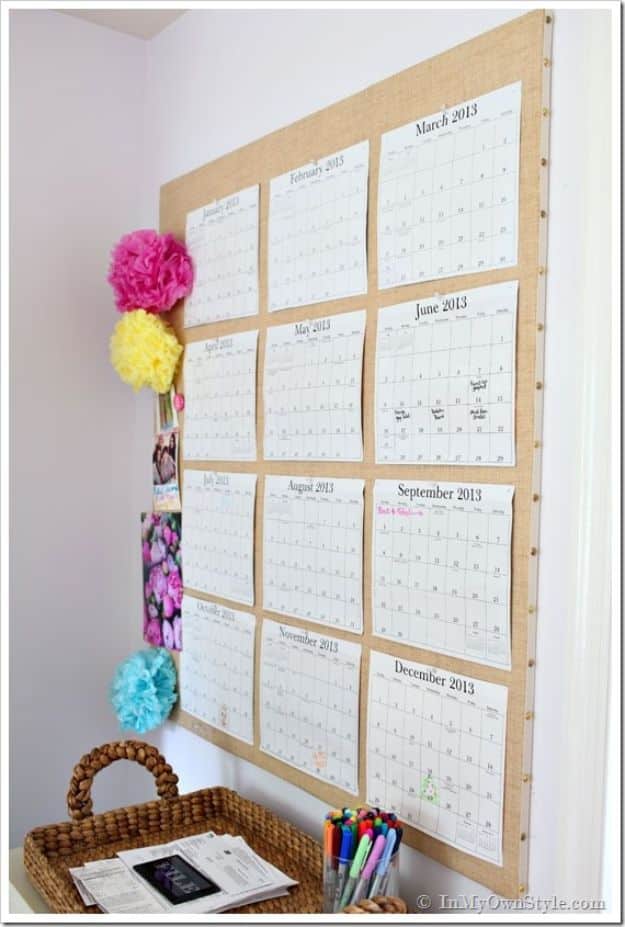 DIY Calendars - Custom Pin Board Calendar - Homemade Calender Ideas That Make Great Cheap Gifts for Christmas - Desk, Wall and Glass Dry Erase Organizing Calendar Projects With Step by Step Tutorials - Paint, Stamp, Magnetic, Family Planner and Organizer #diycalendar #diyideas #crafts #calendars #organizing #diygifts #calendars #diyideas