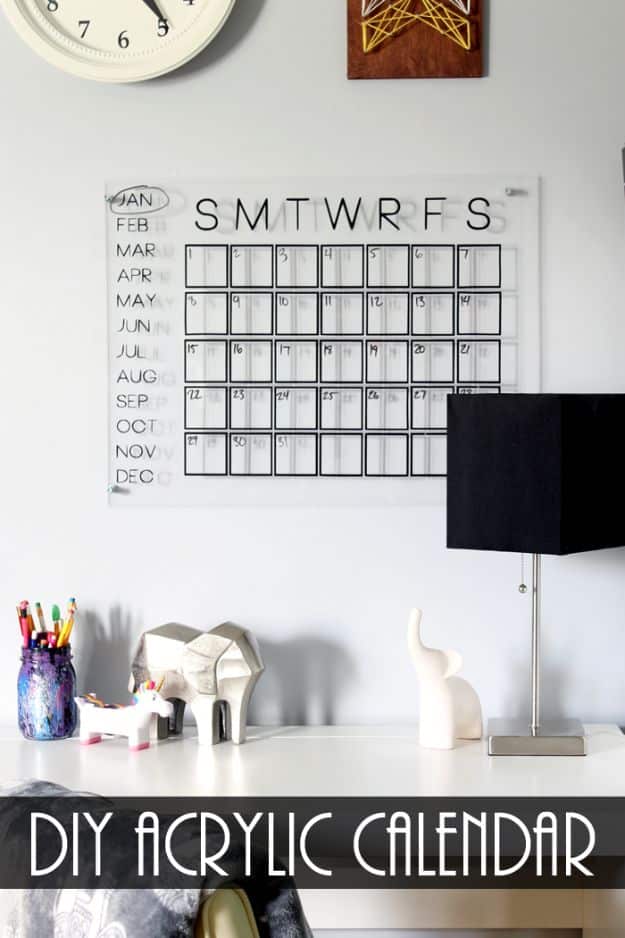 DIY Calendars - DIY Acrylic Calendar - Homemade Calender Ideas That Make Great Cheap Gifts for Christmas - Desk, Wall and Glass Dry Erase Organizing Calendar Projects With Step by Step Tutorials - Paint, Stamp, Magnetic, Family Planner and Organizer #diycalendar #diyideas #crafts #calendars #organizing #diygifts #calendars #diyideas