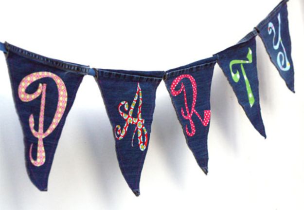 Blue Jean Upcycles - Upcycled Jeans Bunting - Ways to Make Old Denim Jeans Into DIY Home Decor, Handmade Gifts and Creative Fashion - Transform Old Blue Jeans into Pillows, Rugs, Kitchen and Living Room Decor, Easy Sewing Projects for Beginners #sewing #diy #crafts #upcycle