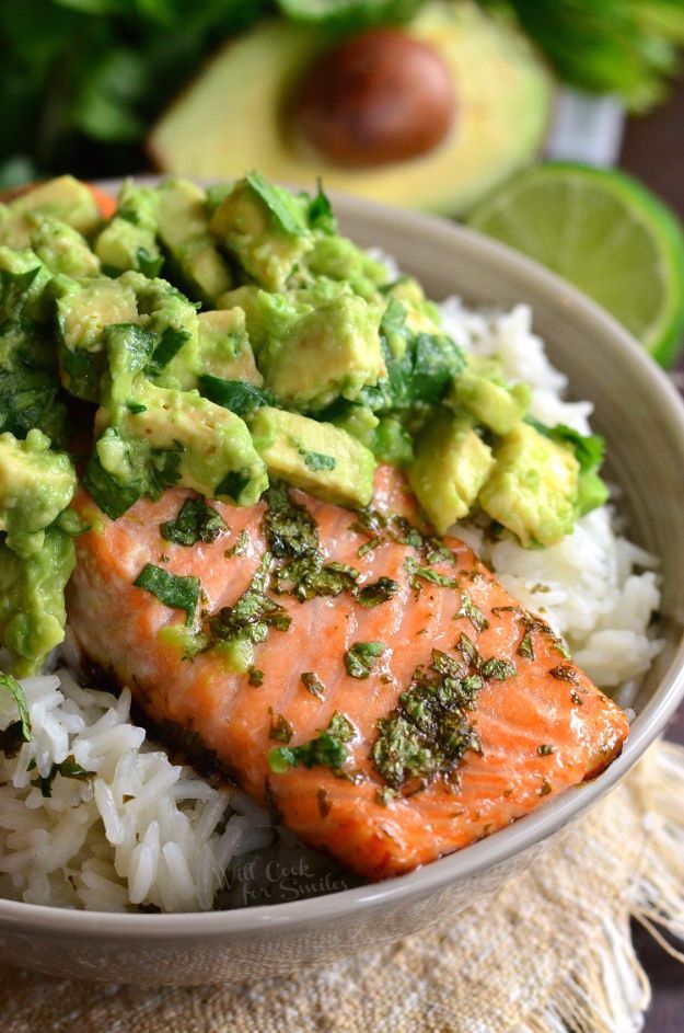 Avocado Recipes - Avocado Salmon Rice Bowl - Quick Avocado Toast, Eggs, Keto Guacamole, Dips, Salads, Healthy Lunches, Breakfast, Dessert and Dinners - Party Foods, Soups, Low Carb Salad Dressings and Smoothie #avocado #recipes