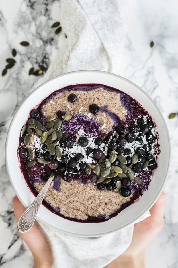 Keto Breakfast Recipes - Blueberry Coconut Flour Porridge - Low Carb Breakfasts and Morning Meals for the Ketogenic Diet - Low Carbohydrate Foods on the Go - Easy Crockpot Recipes and Casserole - Muffins and Pancakes, Shake and Smoothie, Ideas With No Eggs #keto