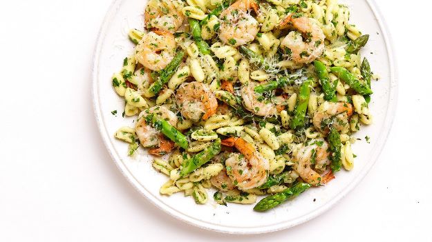 Asparagus Recipes - Cavatelli with Shrimp and Asparagus - DIY Asparagus Recipe Ideas for Homemade Soups, Sides and Salads - Easy Tutorials for Roasted, Sauteed, Steamed, Baked, Grilled and Pureed Asparagus - Party Foods, Quick Dinners, Dishes With Cheese, Vegetarian and Vegan Options - Healthy Recipes With Step by Step Instructions 