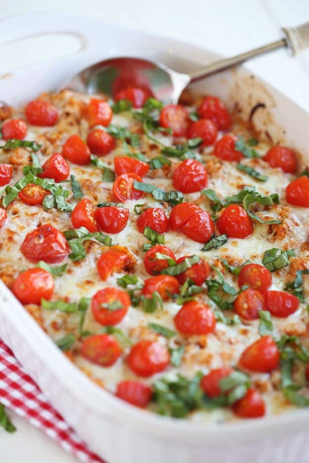 Best Casserole Recipes - Cheesy Caprese Chicken and Quinoa Casserole - Healthy One Pan Meals Made With Chicken, Hamburger, Potato, Pasta Noodles and Vegetable - Quick Casseroles Kids Like - Breakfast, Lunch and Dinner Options - Mexican, Italian and Homestyle Favorites - Party Foods for A Crowd and Potluck Dishes #recipes #casseroles