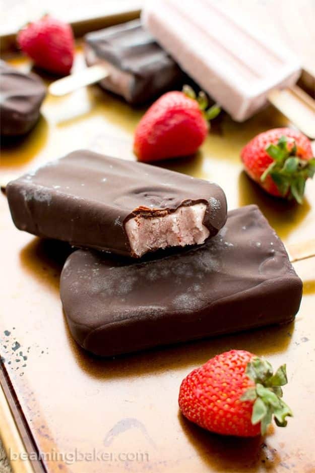Chocolate Desserts and Recipe Ideas - Chocolate-covered Strawberry Ice Cream Bars - Easy Chocolate Recipes With Mint, Peanut Butter and Caramel - Quick No Bake Dessert Idea, Healthy Desserts, Cake, Brownies, Pie and Mousse - Best Fancy Chocolates to Serve for Two 