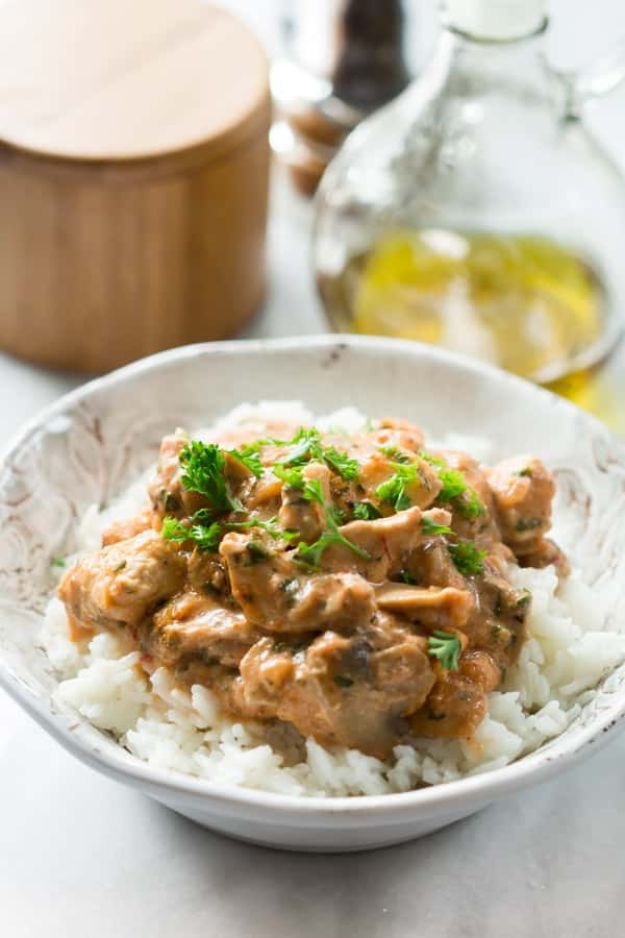 Easy Healthy Chicken Recipes - Healthy Chicken Stroganoff - Lunch and Dinner Ideas, Party Foods and Casseroles, Idea for the Grill and Salads- Chicken Breast, Baked, Roastedf and Grilled Chicken #recipes #healthy #chicken