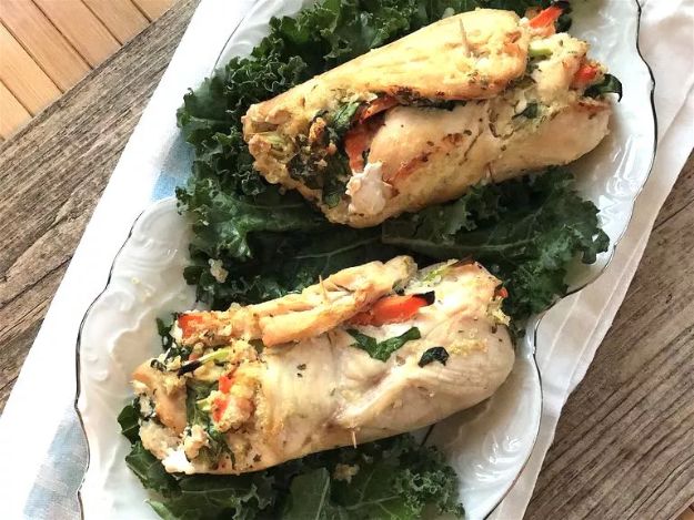 Easy Healthy Chicken Recipes - Healthy Quinoa Stuffed Chicken Roll-Ups - Lunch and Dinner Ideas, Party Foods and Casseroles, Idea for the Grill and Salads- Chicken Breast, Baked, Roastedf and Grilled Chicken #recipes #healthy #chicken